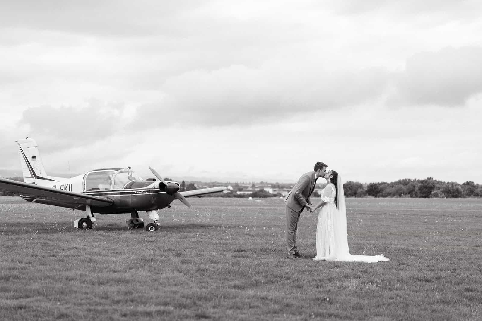 Brautpaar nach dem Ja-Wort Hochzeitsfotografie – Hochzeitsfotograf Offenburg