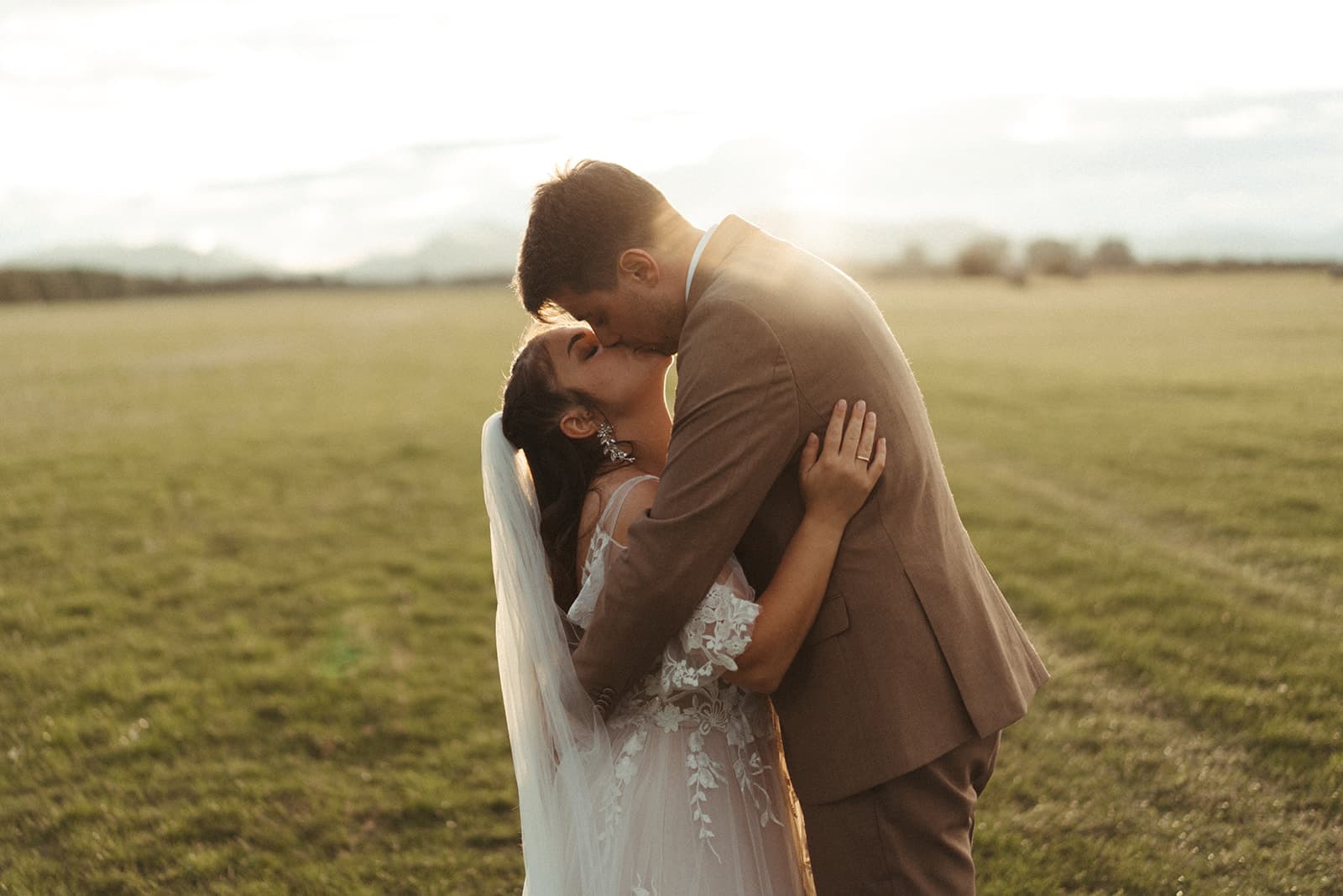Hochzeit Flugplatz Offenburg – Buruk & Tonio, Rollfeld
