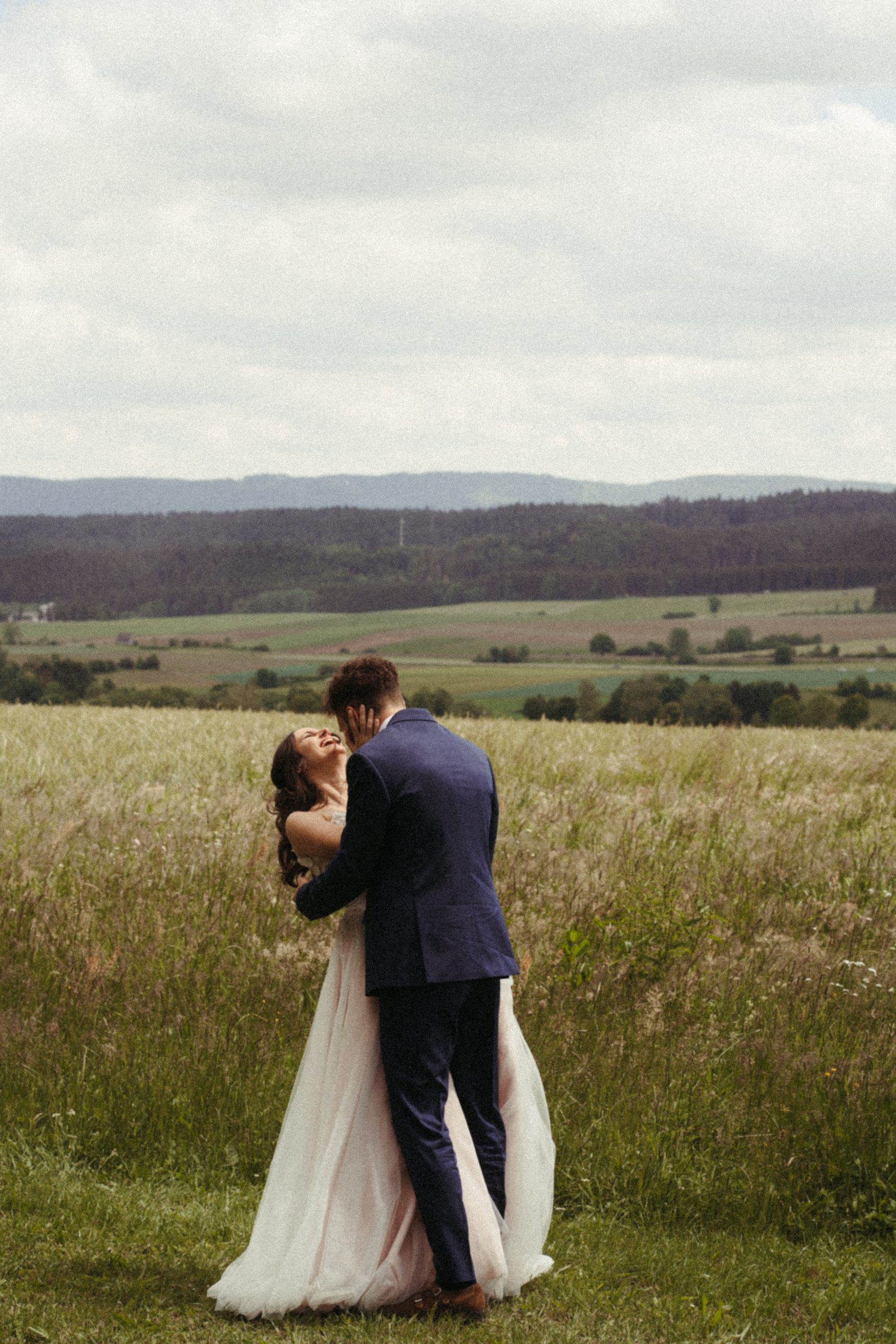 Hochzeitsvideo, Hochzeitsfotograf, Hochzeitsfoto, Hochzeitsvideograf, Stuttgart, Mannheim, Lahr, Offenburg, Freiburg, Karlsruhe,Offenburg, Hochzeitsfilm, Martin Schengel, was kostet ein hochzeitsvideo, was kostet ein Hochzeitsfotograf